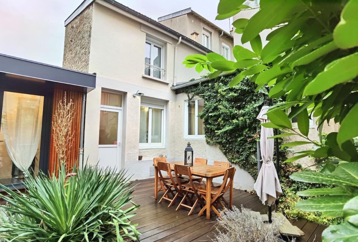 Maison De Ville Avec Terrasse Et Jardin Remeš Exteriér fotografie